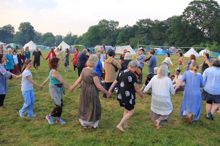 Dancing for Peace in an Era of Collapse